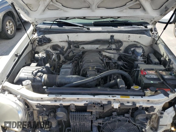 2006 Toyota Sequoia SR5 with VIN 5TDBT44A06S258325, listed as a Copart auction lot 49032035 with 339,323 mi miles and Salvage Title. Bid and sale history available at DreamBid. Image 14.