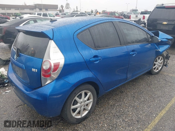 2013 Toyota Prius One z VIN JTDKDTB36D1048110, wystawiony jako IAAI lot #41568386 z przebiegiem 222 791 mil mil oraz . Historia ofert i sprzedaży dostępna na DreamBid. Obrazek 4.