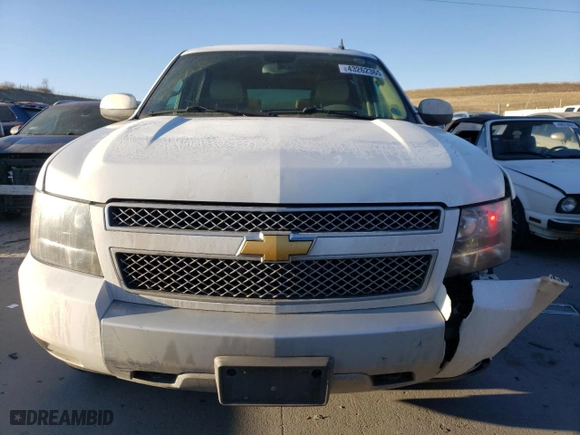 2013 Chevrolet Suburban LT with VIN 1GNSKJE75DR174220, listed as a Copart auction lot 43262365 with 141,875 mi miles and Salvage Title. Bid and sale history available at carsss.com. Image 5.