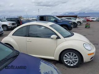 2008 Volkswagen New Beetle Coupe S with VIN 3VWRW31C58M523746, listed as a IAAI auction lot 41784710 with 116,222 mi miles. Bid and sale history available at carsss.com. Image 14.