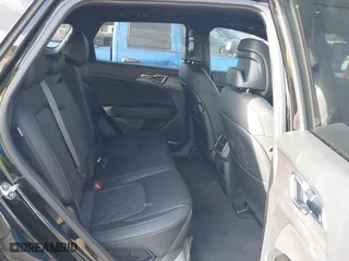 2024 Kia Sportage Plug-In Hybrid X-Line with VIN KNDPYDDH6R7164825, listed as a IAAI auction lot 41160992 with 880 mi miles. Bid and sale history available at carsss.com. Image 8.