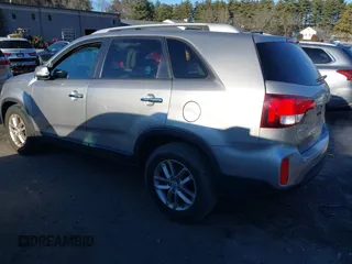 2015 Kia Sorento LX with VIN 5XYKTCA61FG639091, listed as a IAAI auction lot 41093306 with 71,768 mi miles. Bid and sale history available at carsss.com. Image 14.