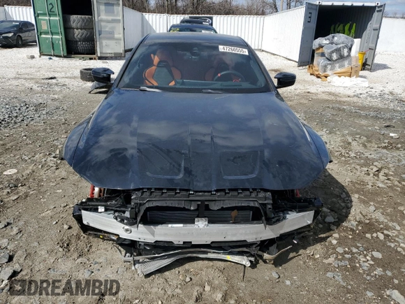 2025 BMW M4 Competition xDrive z VIN WBS33HK02SCU00054, wystawiony jako Copart lot #47260555 z przebiegiem 3 709 mil mil oraz Szkoda całkowita • Salvage title. Historia ofert i sprzedaży dostępna na DreamBid. Obrazek 5.