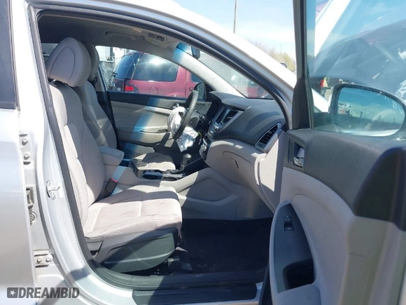 2018 Hyundai Tucson SEL with VIN KM8J3CA4XJU726193, listed as a IAAI auction lot 39087796 with 62,418 mi miles. Bid and sale history available at carsss.com. Image 5.