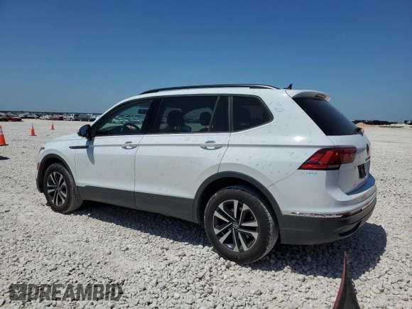 2022 Volkswagen Tiguan S with VIN 3VV1B7AXXNM011256, listed as a Copart auction lot 52536495 with 113,479 mi miles and Clean title. Bid and sale history available at DreamBid. Image 2.