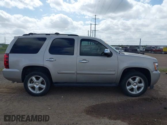 2007 Chevrolet Tahoe LT with VIN 1GNFC13047R176064, listed as a IAAI auction lot 42507367 with 245,075 mi miles and . Bid and sale history available at DreamBid. Image 14.