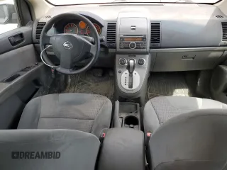 2008 Nissan Sentra 2.0 z VIN 3N1AB61E58L749535, wystawiony jako Copart lot #56568815 z przebiegiem 307 206 mil mil oraz Czysty tytuł • Clean title. Historia ofert i sprzedaży dostępna na DreamBid. Obrazek 8.