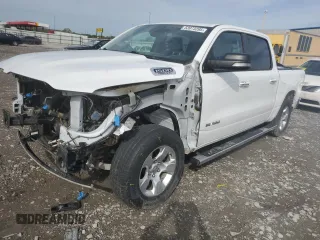 2019 Ram 1500 Big Horn z VIN 1C6SRFFT5KN716201, wystawiony jako Copart lot #53973395 z przebiegiem 87 261 mil mil oraz Szkoda całkowita • Salvage title. Historia ofert i sprzedaży dostępna na DreamBid. Obrazek 1.