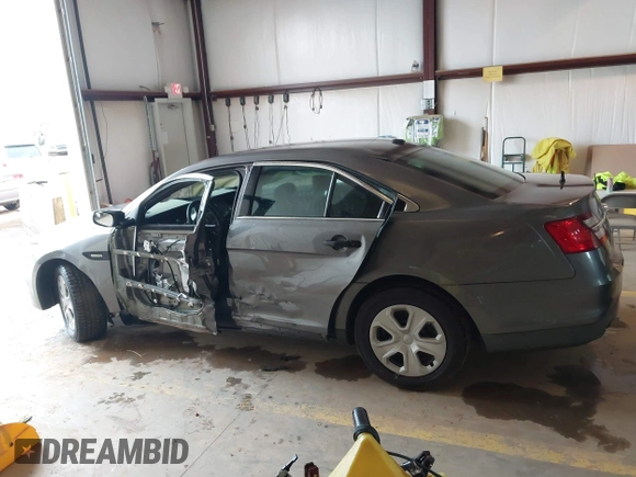 2015 Ford Police Interceptor с VIN 1FAHP2MK8FG122861, выставлен на аукционе IAAI как лот 42362351 с пробегом 80 646 миль миль и . История ставок и продаж доступна на DreamBid. Изображение 14.