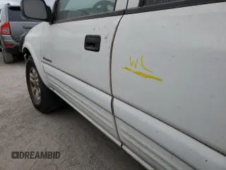 2002 Isuzu Rodeo S with VIN 4S2DM58W324327147, listed as a Copart auction lot 75194104 with Not Provided miles and Salvage Title. Bid and sale history available at DreamBid. Image 13.