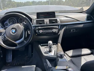 2017 BMW 3 Series 330i xDrive with VIN WBA8K3C38HA022948, listed as a Copart auction lot 55524325 with 34,232 mi miles and Clean Title. Bid and sale history available at carsss.com. Image 9.