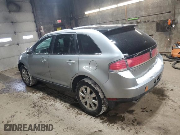 2007 Lincoln MKX with VIN 2LMDU68C87BJ37719, listed as a Copart auction lot 43983825 with 142,854 mi miles and Non Repairable. Bid and sale history available at carsss.com. Image 2.