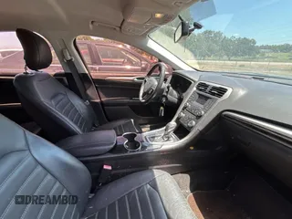 2014 Ford Fusion SE with VIN 3FA6P0HDXER214049, listed as a Copart auction lot 55528745 with 203,921 mi miles and Clean Title. Bid and sale history available at carsss.com. Image 5.