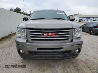2013 GMC Sierra 1500 SLT with VIN 3GTP2WE25DG159541, listed as a Copart auction lot 50726235 with 46,039 mi miles and Salvage title. Bid and sale history available at DreamBid. Image 5.