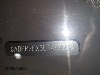 2020 Jaguar E-Pace SE z VIN SADFP2FX6L1Z77278, wystawiony jako IAAI lot #41804212 z przebiegiem 93 126 mil mil oraz . Historia ofert i sprzedaży dostępna na DreamBid. Obrazek 19.