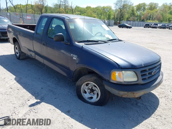 2003 Ford F-150 XL z VIN 1FTRX17W03NB84642, wystawiony jako IAAI lot #42141979 z przebiegiem 112 902 mil mil oraz . Historia ofert i sprzedaży dostępna na DreamBid. Obrazek 1.