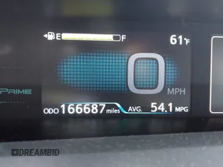 2017 Toyota Prius Plus z VIN JTDKARFP4H3035214, wystawiony jako IAAI lot #41952143 z przebiegiem 166 687 mil mil oraz . Historia ofert i sprzedaży dostępna na DreamBid. Obrazek 15.