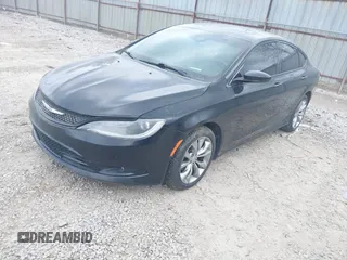 2015 Chrysler 200 S with VIN 1C3CCCBB4FN746827, listed as a IAAI auction lot 42035694 with 1 mi miles. Bid and sale history available at carsss.com. Image 2.