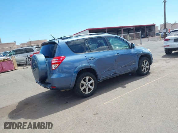 2010 Toyota RAV4 Limited с VIN JTMYK4DVXA5027222, выставлен на аукционе IAAI как лот 42057063 с пробегом 135 259 миль миль и . История ставок и продаж доступна на DreamBid. Изображение 4.