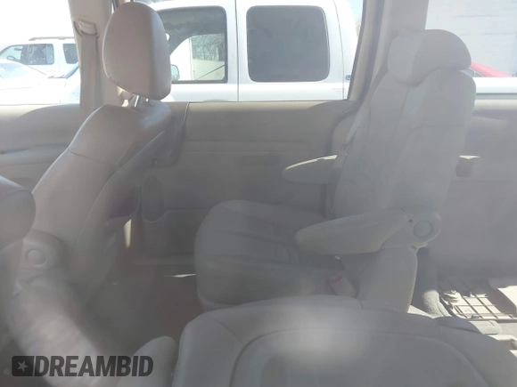 2009 Kia Sedona LX with VIN KNDMB233496278214, listed as a IAAI auction lot 41815456 with 205,799 mi miles. Bid and sale history available at carsss.com. Image 8.