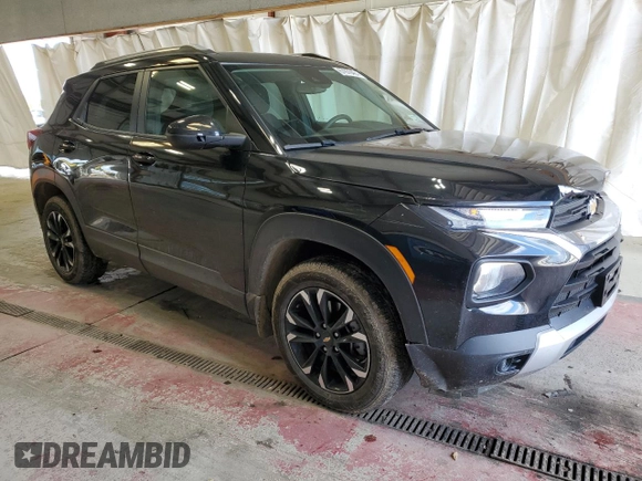 2022 Chevrolet TrailBlazer LT with VIN KL79MRSL1NB037915, listed as a Copart auction lot 67876464 with 27,474 mi miles and Salvage Title. Bid and sale history available at DreamBid. Image 4.