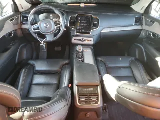 2021 Volvo XC90 Inscription Expression with VIN YV4BR0CL5M1702929, listed as a Copart auction lot 44809025 with 38,471 mi miles and Salvage Title. Bid and sale history available at carsss.com. Image 8.