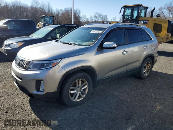 2014 Kia Sorento LX with VIN 5XYKTCA68EG532313, listed as a Copart auction lot 49613145 with 167,534 mi miles and Clean Title. Bid and sale history available at DreamBid. Image 1.