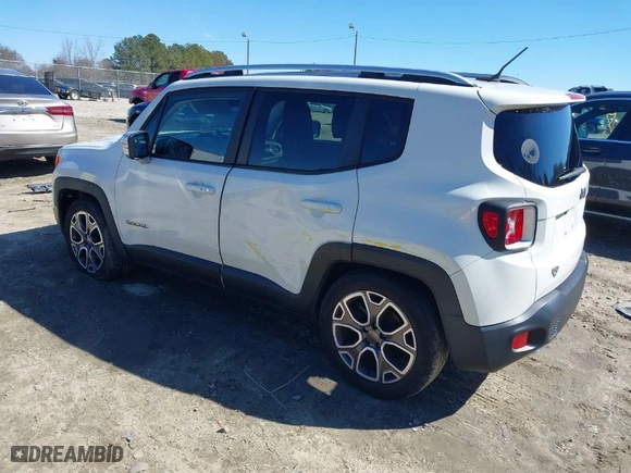 2015 Jeep Renegade Limited with VIN ZACCJADT8FPC06268, listed as a IAAI auction lot 41632143 with 166,659 mi miles. Bid and sale history available at carsss.com. Image 3.