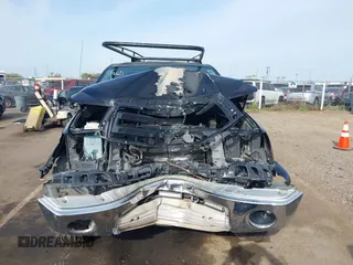 2010 Toyota Tundra z VIN 5TFUW5F12AX134255, wystawiony jako IAAI lot #42039814 z przebiegiem 145 917 mil mil oraz . Historia ofert i sprzedaży dostępna na DreamBid. Obrazek 13.