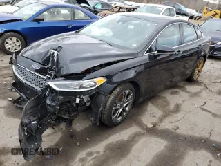 2020 Ford Fusion Hybrid Titanium with VIN 3FA6P0RU7LR157059, listed as a Copart auction lot 37586093 with 0 mi miles. Bid and sale history available at carsss.com. Image 1.