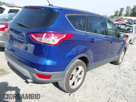 2016 Ford Escape SE with VIN 1FMCU0G7XGUA08559, listed as a IAAI auction lot 41795275 with 98,354 mi miles. Bid and sale history available at carsss.com. Image 4.