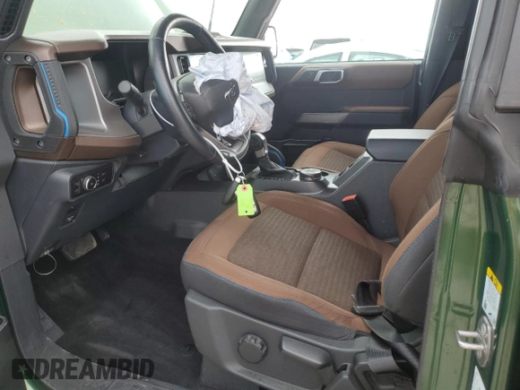2023 Ford Bronco z VIN 1FMEE5BP1PLB18612, wystawiony jako Copart lot #53937575 z przebiegiem 28 536 mil mil oraz Szkoda całkowita • Salvage title. Historia ofert i sprzedaży dostępna na DreamBid. Obrazek 7.