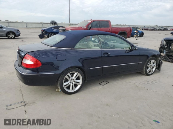 2009 Mercedes-Benz CLK 350 z VIN WDBTK56F69T103711, wystawiony jako Copart lot #82188534 z przebiegiem 48 244 mil mil oraz Szkoda całkowita • Salvage title. Historia ofert i sprzedaży dostępna na DreamBid. Obrazek 3.