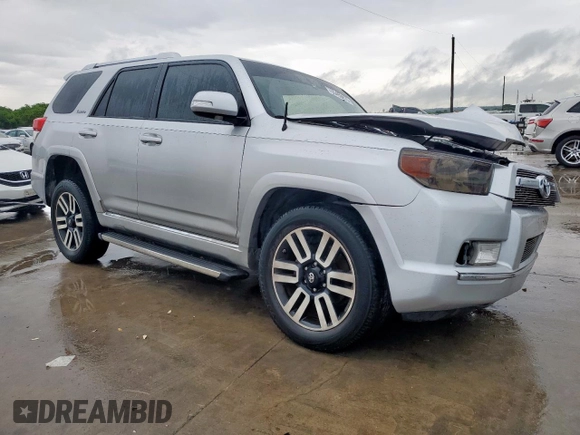 2011 Toyota 4Runner SR5 z VIN JTEZU5JR5B5021305, wystawiony jako Copart lot #55453275 z przebiegiem 194 752 mil mil oraz Szkoda całkowita • Salvage title. Historia ofert i sprzedaży dostępna na DreamBid. Obrazek 4.