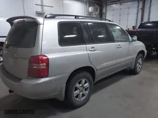 2003 Toyota Highlander with VIN JTEHF21A730146531, listed as a IAAI auction lot 41790625 with 194,258 mi miles. Bid and sale history available at carsss.com. Image 4.