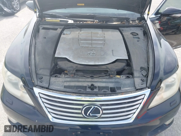 2011 Lexus LS 460 with VIN JTHCL5EF9B5009539, listed as a IAAI auction lot 42279135 with 160,081 mi miles and . Bid and sale history available at DreamBid. Image 10.