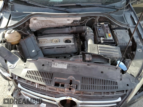 2010 Volkswagen Tiguan Wolfsburg Edition with VIN WVGAV7AX5AW002900, listed as a Copart auction lot 86214514 with 153,645 mi miles and Salvage title. Bid and sale history available at DreamBid. Image 12.