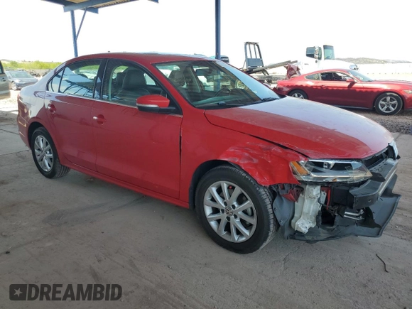 2013 Volkswagen Jetta SE with VIN 3VWDP7AJ2DM439326, listed as a Copart auction lot 62714545 with 100,806 mi miles and Salvage title. Bid and sale history available at DreamBid. Image 4.