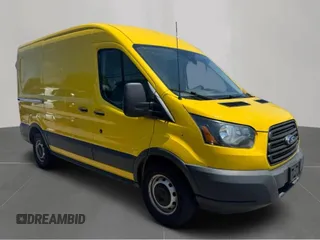 2018 Ford Transit z VIN 1FTYE1CM4JKB39305, wystawiony jako Copart lot #59748255 z przebiegiem 183 855 mil mil oraz Czysty tytuł • Clean title. Historia ofert i sprzedaży dostępna na DreamBid. Obrazek 1.