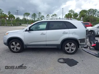 2012 Kia Sorento EX with VIN 5XYKUDA20CG206132, listed as a IAAI auction lot 42018015 with 138,158 mi miles. Bid and sale history available at carsss.com. Image 14.