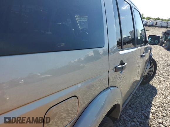 2013 Land Rover LR4 HSE с VIN SALAG2D46DA669083, выставлен на аукционе Copart как лот 60766644 с пробегом Не указан миль и Списание • Salvage title. История ставок и продаж доступна на DreamBid. Изображение 3.