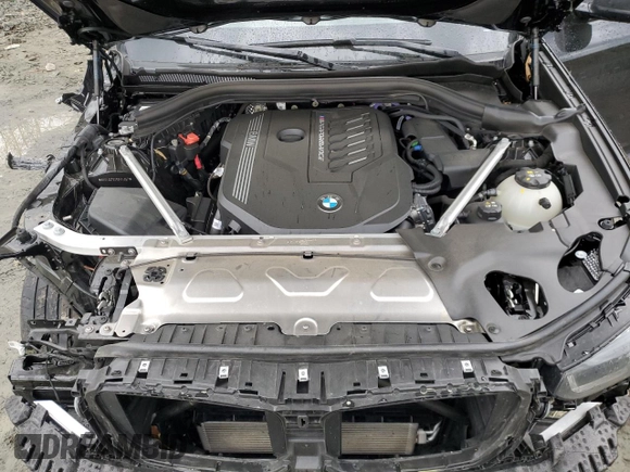 2024 BMW X4 M40i z VIN 5UX43DT0XR9V14957, wystawiony jako Copart lot #51715345 z przebiegiem 16 710 mil mil oraz Szkoda całkowita • Salvage title. Historia ofert i sprzedaży dostępna na DreamBid. Obrazek 12.