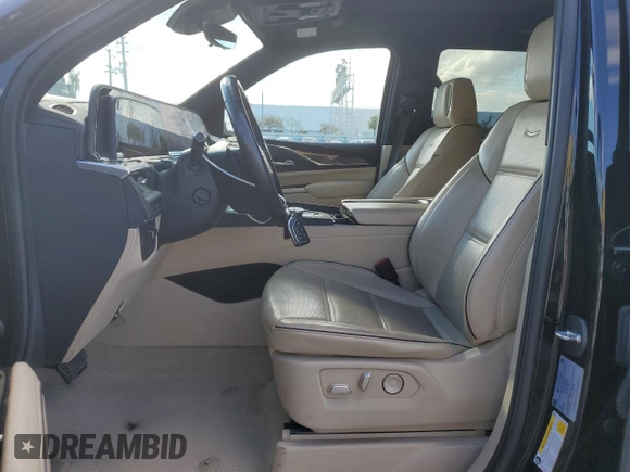 2023 Cadillac Escalade 4WD Premium Luxury z VIN 1GYS4BKL3PR236058, wystawiony jako Copart lot #46817095 z przebiegiem 53 089 mil mil oraz Tytuł czysty. Historia ofert i sprzedaży dostępna na DreamBid. Obrazek 7.