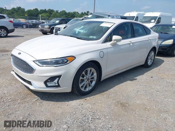 2019 Ford Fusion Titanium with VIN 3FA6P0SU8KR192833, listed as a IAAI auction lot 42818081 with 71,188 mi miles and . Bid and sale history available at DreamBid. Image 17.