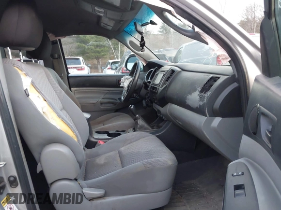 2015 Toyota Tacoma with VIN 5TFUX4EN5FX030586, listed as a IAAI auction lot 41034603 with 153,923 mi miles and . Bid and sale history available at DreamBid. Image 13.