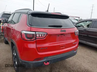 2018 Jeep Compass Trailhawk с VIN 3C4NJDDB2JT441607, выставлен на аукционе IAAI как лот 42196745 с пробегом 95 063 миль миль и . История ставок и продаж доступна на DreamBid. Изображение 3.