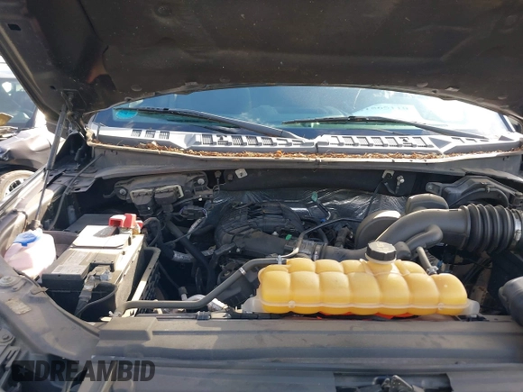 2015 Ford F-150 XLT with VIN 1FTEW1E84FFB18132, listed as a IAAI auction lot 41565110 with 101,397 mi miles. Bid and sale history available at carsss.com. Image 10.