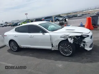 2018 Kia Stinger with VIN KNAE15LA8J6031125, listed as a IAAI auction lot 41928665 with 82,003 mi miles. Bid and sale history available at carsss.com. Image 13.
