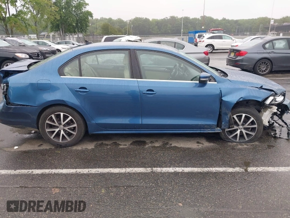 2017 Volkswagen Jetta SE with VIN 3VWDB7AJ0HM293674, listed as a IAAI auction lot 42457531 with 74,109 mi miles and . Bid and sale history available at DreamBid. Image 13.