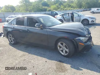 2014 BMW 3 Series 328i xDrive z VIN WBA3B5C59EF959006, wystawiony jako Copart lot #62296025 z przebiegiem Nie podano mil oraz Szkoda całkowita • Salvage title. Historia ofert i sprzedaży dostępna na DreamBid. Obrazek 4.